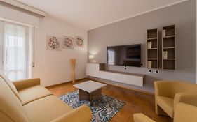 Angela Suite